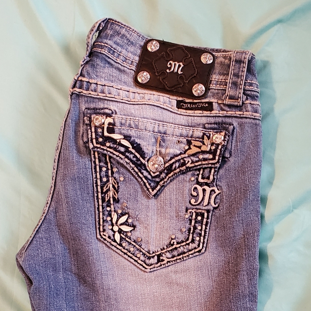 Miss Me Bermuda shorts